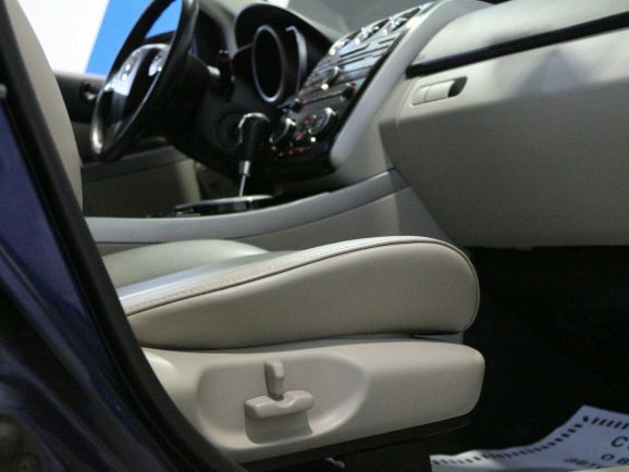Mazda CX-7, 2.3 л, АТ, 2011 фото 2