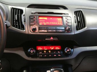 Kia Sportage, 2.0 л, АКПП, 2013 фото 10