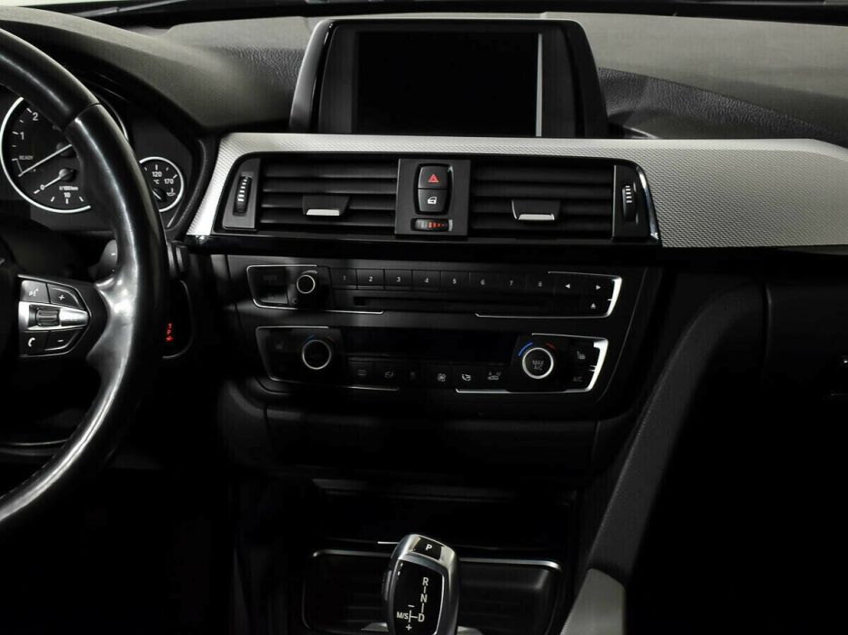 BMW 3 серии, 2.0 л, АТ, 2015 фото 15