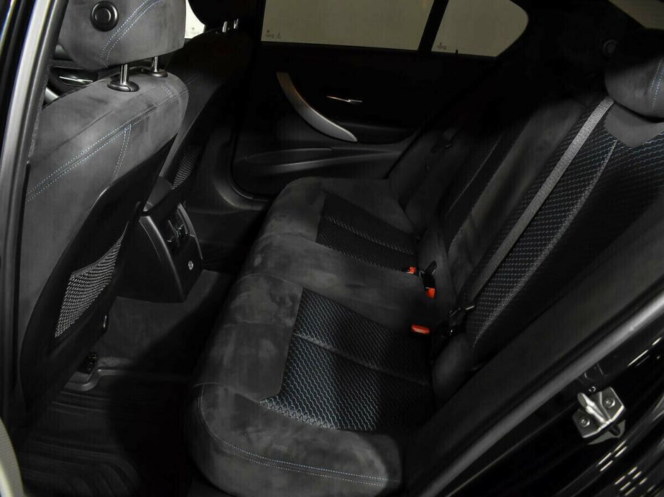 BMW 3 серии, 2.0 л, АТ, 2015 фото 1