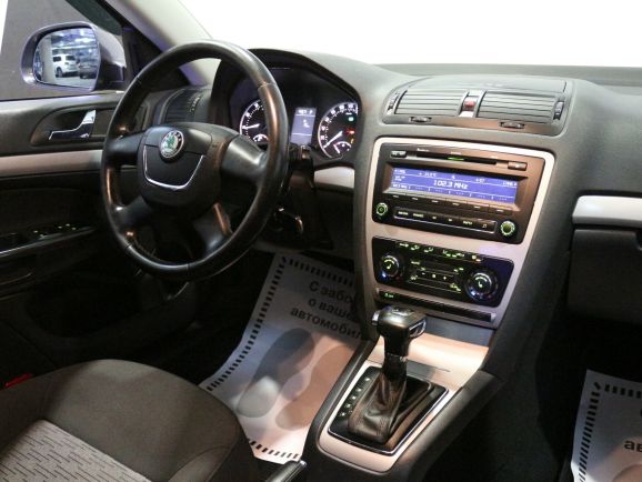 Skoda Octavia, 1.8 л, АТ, 2012 фото 7