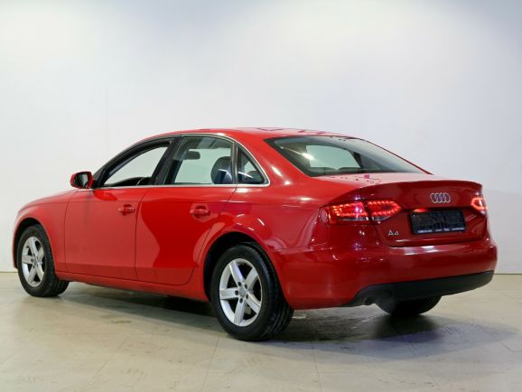 Audi A4 Стандарт, 1.8 л, Вариатор, 2010 фото 5