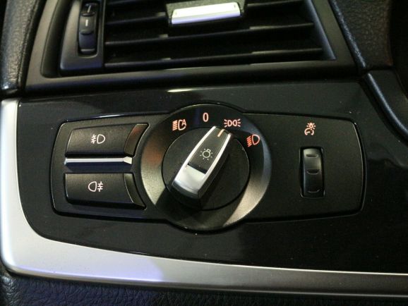 BMW 5 серии, 2.0 л, АТ, 2015 фото 1