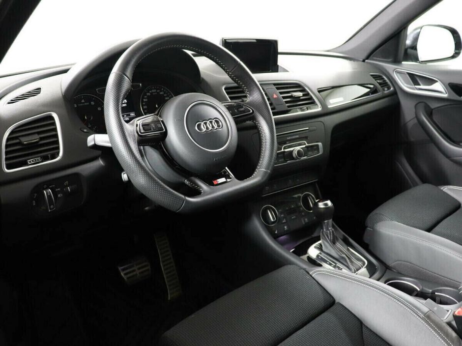 Audi Q3, 2.0 л, Робот, 2018 фото 11