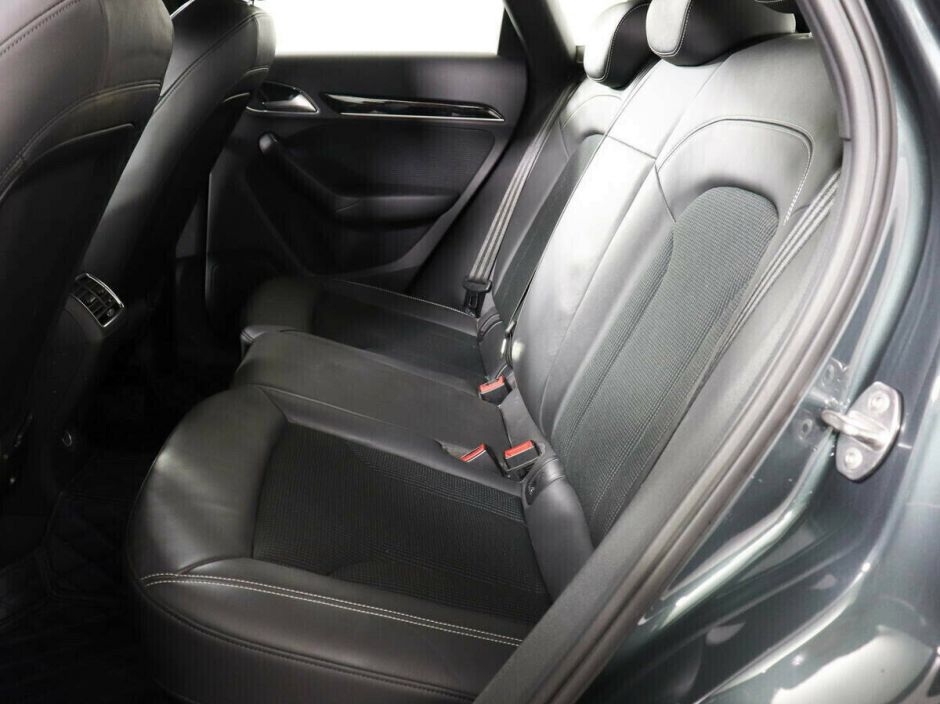 Audi Q3, 2.0 л, Робот, 2018 фото 1