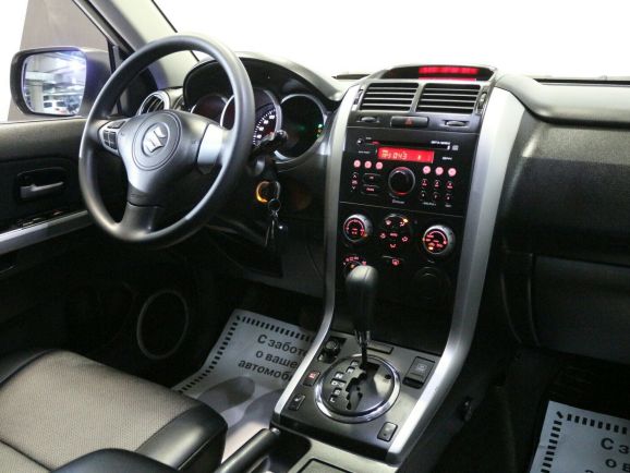 Suzuki Grand Vitara, 2.0 л, АТ, 2008 фото 8