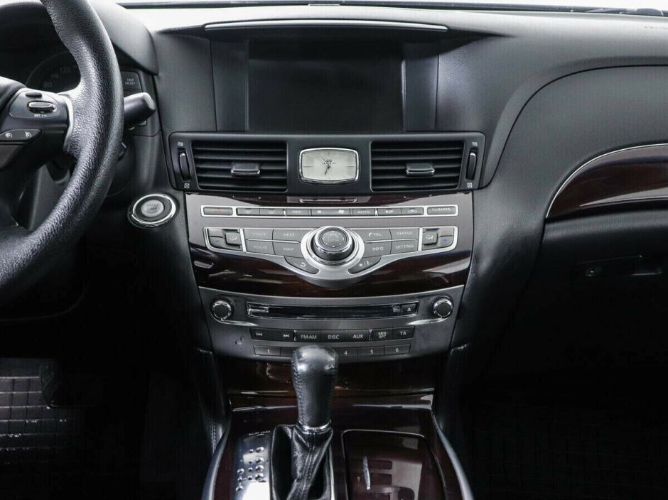 Infiniti M, 3.7 л, АТ, 2012 фото 13