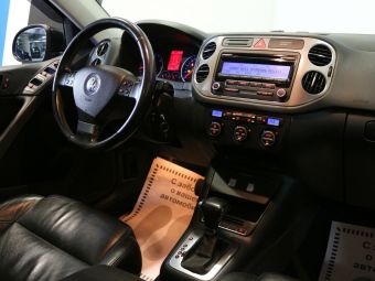 Volkswagen Tiguan, 2.0 л, АКПП, 2009 фото 7