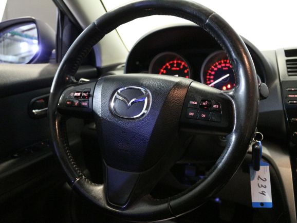 Mazda 6 Touring Plus, 1.8 л, МТ, 2011 фото 10