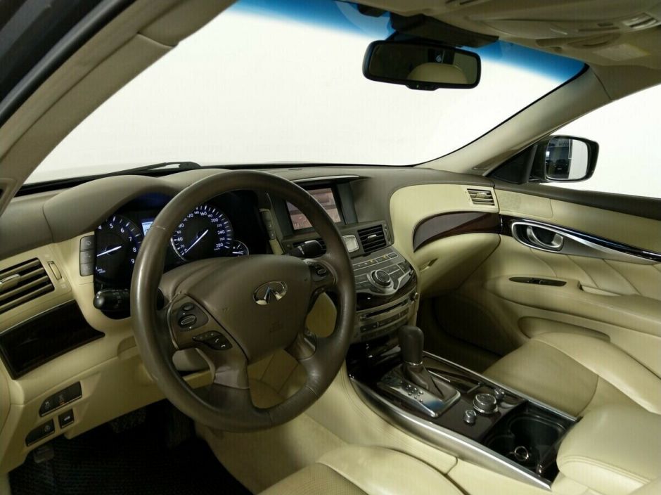Infiniti M, 2.5 л, АТ, 2012 фото 11