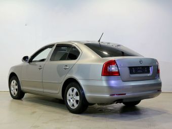 Skoda Octavia Elegance, 1.4 л, РКПП, 2012 фото 6