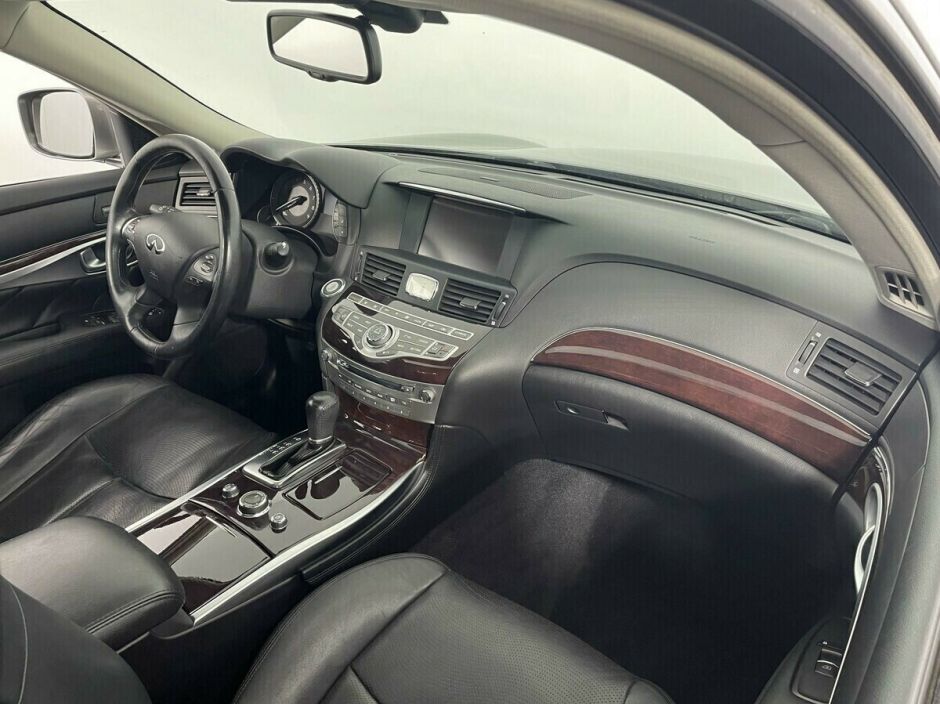 Infiniti M, 3.7 л, АТ, 2011 фото 14