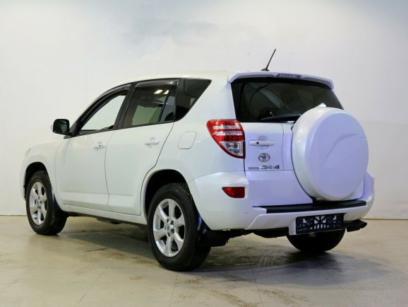 Toyota RAV4, 2.0 л, Вариатор, 2011 фото 6