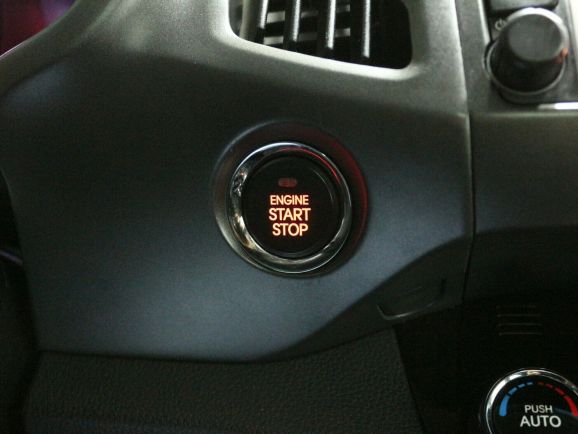 Kia Sportage Premium, 2.0 л, АТ, 2012 фото 1