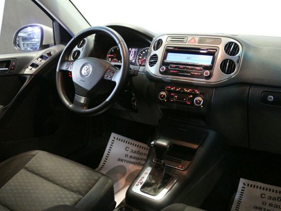 Volkswagen Tiguan Sport&Style, 2.0 л, АТ, 2009 фото 7