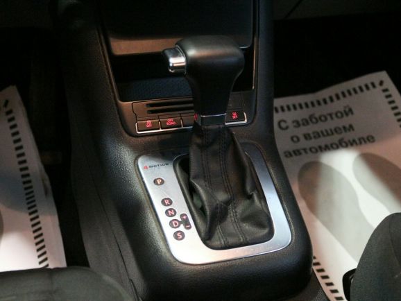 Volkswagen Tiguan Sport&Style, 2.0 л, АТ, 2009 фото 1