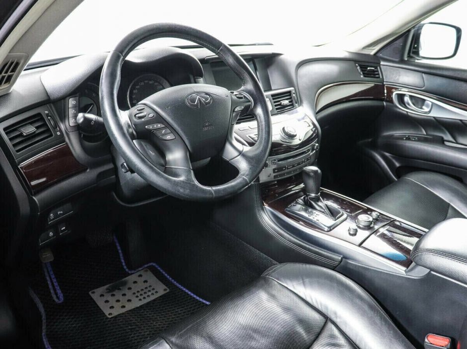 Infiniti M, 2.5 л, АТ, 2012 фото 11