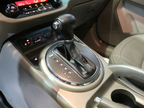 Kia Sportage, 2.0 л, АТ, 2012 фото 9