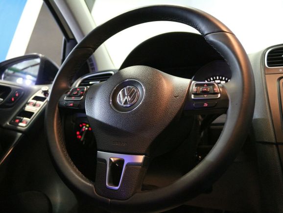 Volkswagen Golf, 1.4 л, Робот, 2012 фото 1