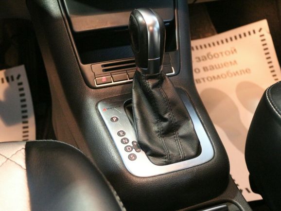 Volkswagen Tiguan, 2.0 л, АТ, 2012 фото 9