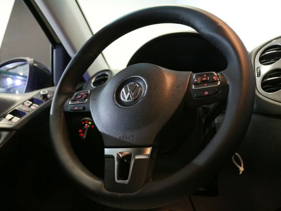 Volkswagen Tiguan, 2.0 л, АТ, 2012 фото 11
