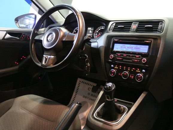Volkswagen Jetta, 1.6 л, МТ, 2011 фото 7