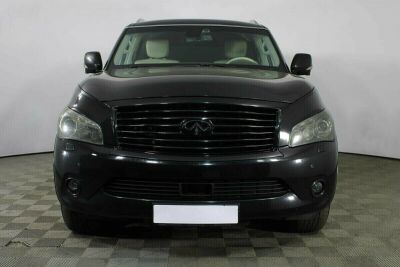 Infiniti QX56, 5.6 л, АКПП, 2010 фото 4