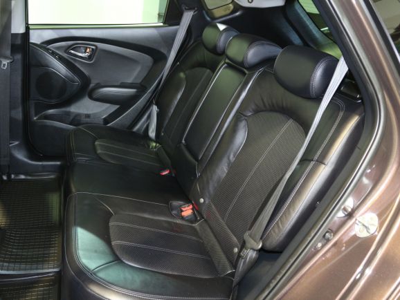 Hyundai ix35 Prestige, 2.0 л, АТ, 2012 фото 2