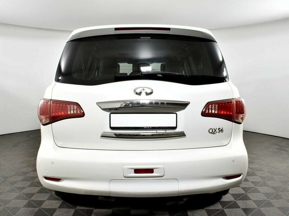 Infiniti QX56, 5.6 л, АТ, 2012 фото 7