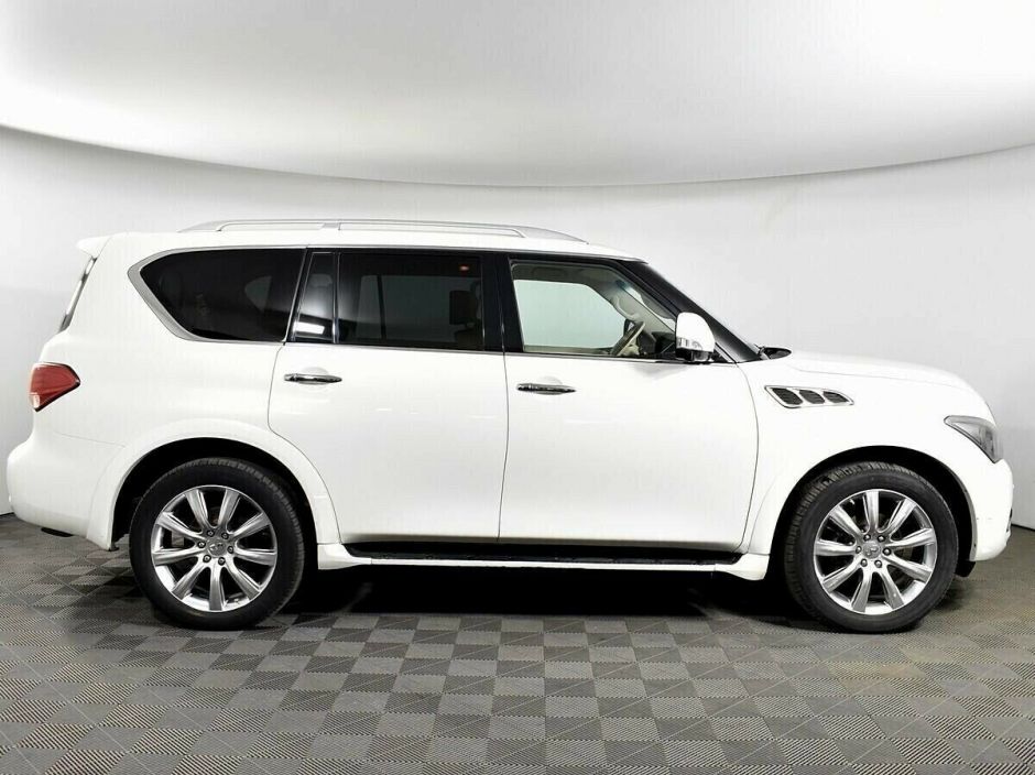 Infiniti QX56, 5.6 л, АТ, 2012 фото 10