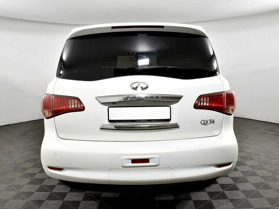 Infiniti QX56, 5.6 л, АТ, 2011 фото 7