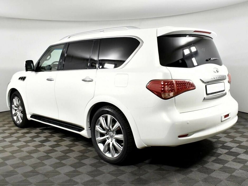 Infiniti QX56, 5.6 л, АТ, 2011 фото 8