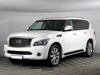 Infiniti QX56, 5.6 л, АКПП, 2011 фото 3