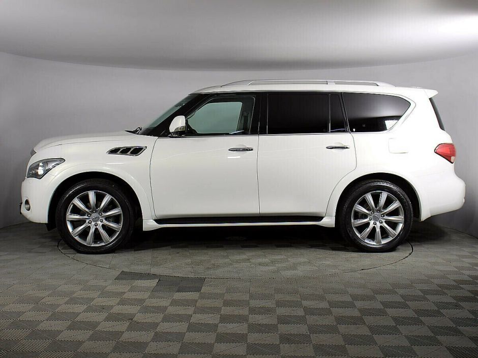 Infiniti QX56, 5.6 л, АТ, 2011 фото 7