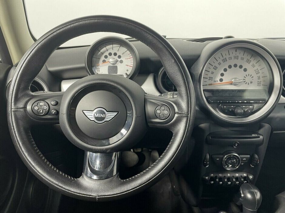 MINI Hatch, 1.6 л, АТ, 2012 фото 13