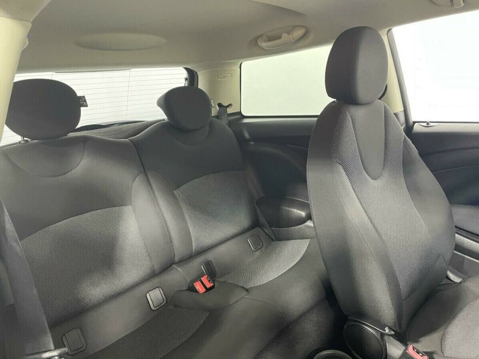 MINI Hatch, 1.6 л, АТ, 2012 фото 2