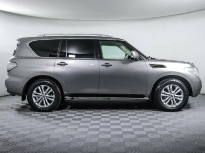 Nissan Patrol, 5.6 л, АКПП, 2010 фото 10