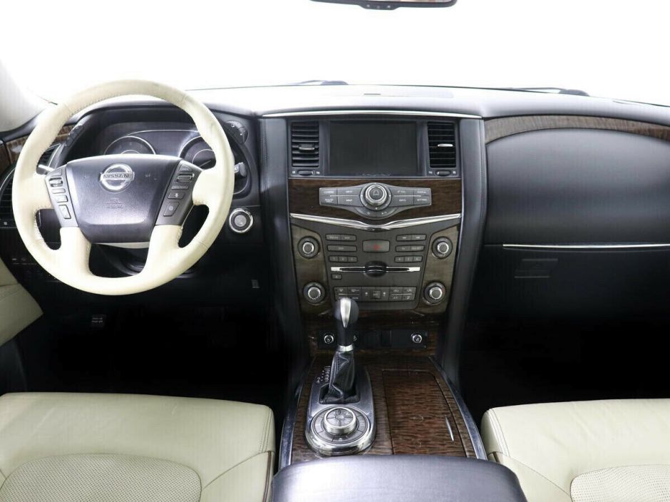 Nissan Patrol, 5.6 л, АТ, 2010 фото 12
