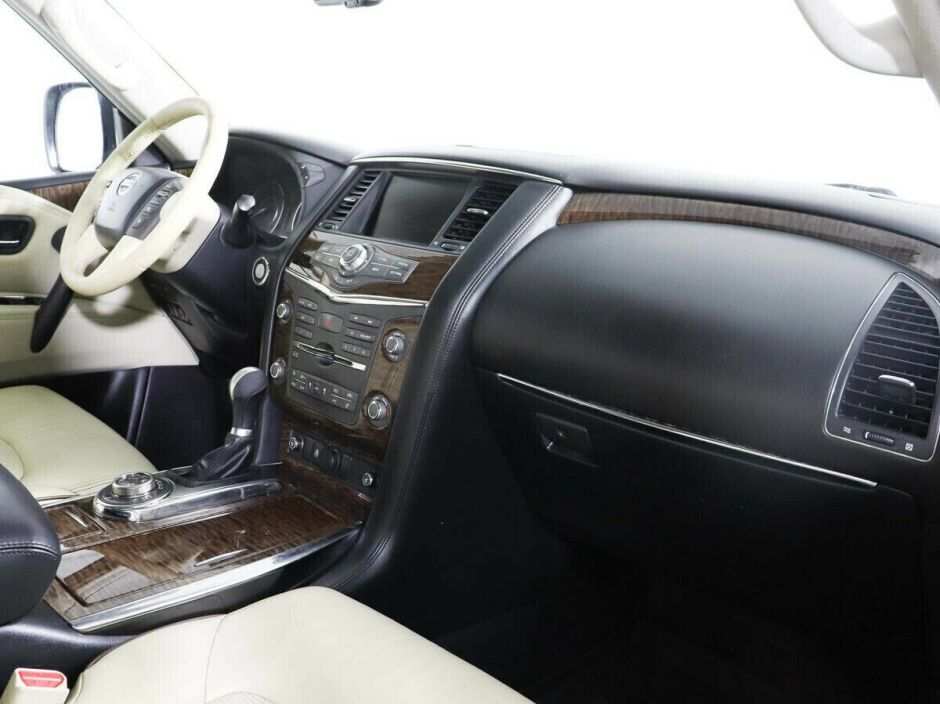 Nissan Patrol, 5.6 л, АТ, 2010 фото 14