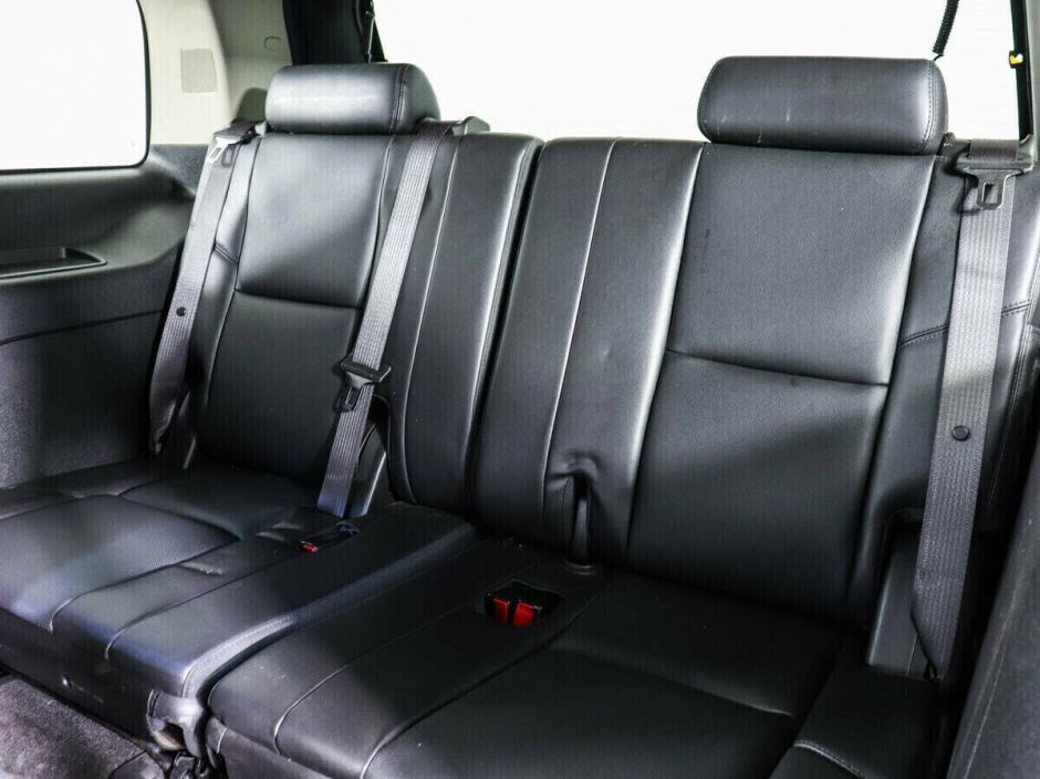 Chevrolet Tahoe, 5.3 л, АТ, 2012 фото 1