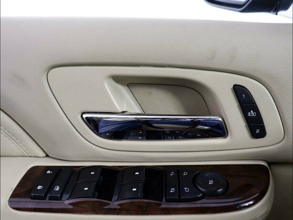 Cadillac Escalade, 6.2 л, АТ, 2013 фото 8