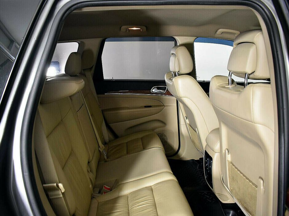 Jeep Grand Cherokee, 3.0 л, АТ, 2011 фото 2