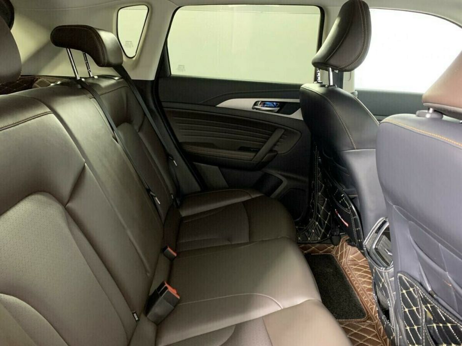 Changan CS35PLUS, 1.6 л, АТ, 2018 фото 1