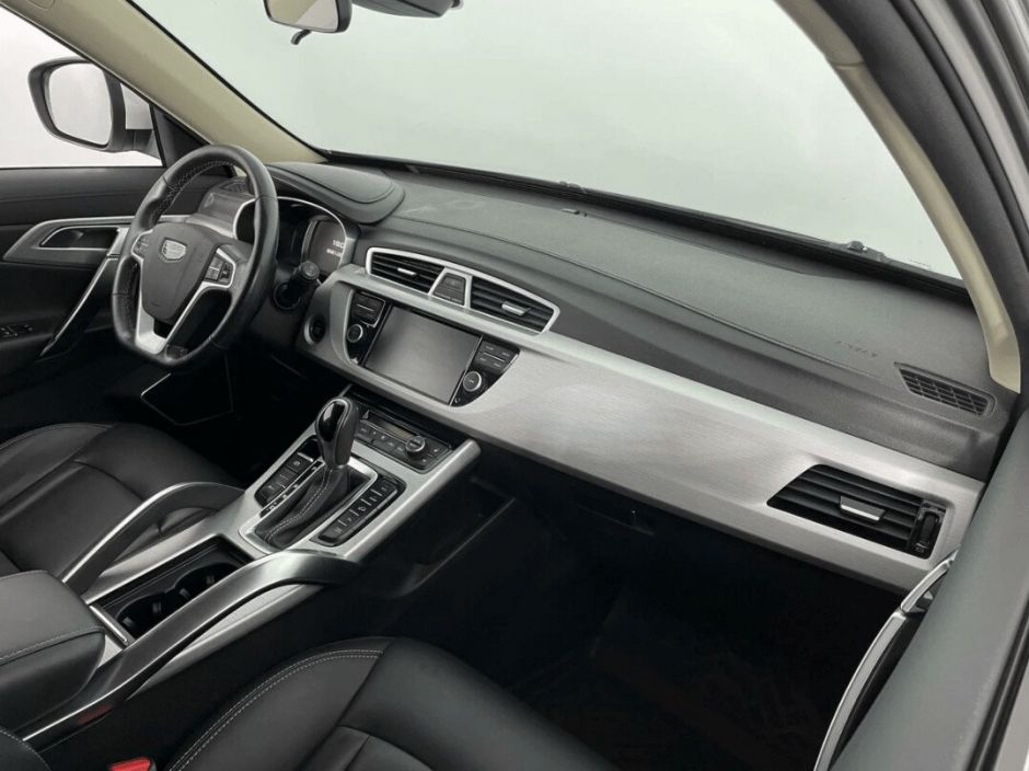 Geely Atlas, 2.4 л, АТ, 2018 фото 2