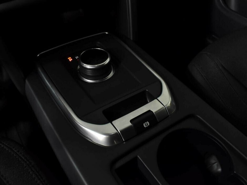 Land Rover Discovery Sport, 2.0 л, АТ, 2016 фото 18