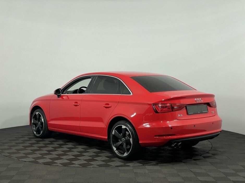 Audi A3, 1.8 л, Робот, 2014 фото 8