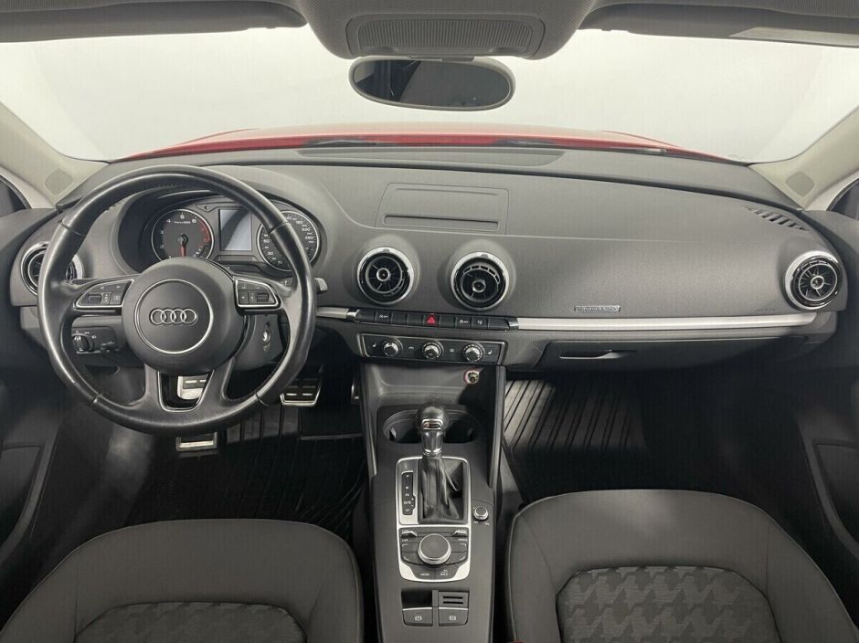 Audi A3, 1.8 л, Робот, 2014 фото 12