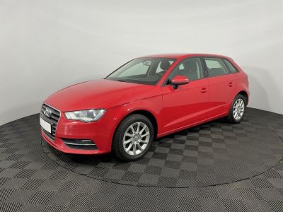 Audi A3, 1.8 л, РКПП, 2015 фото 3