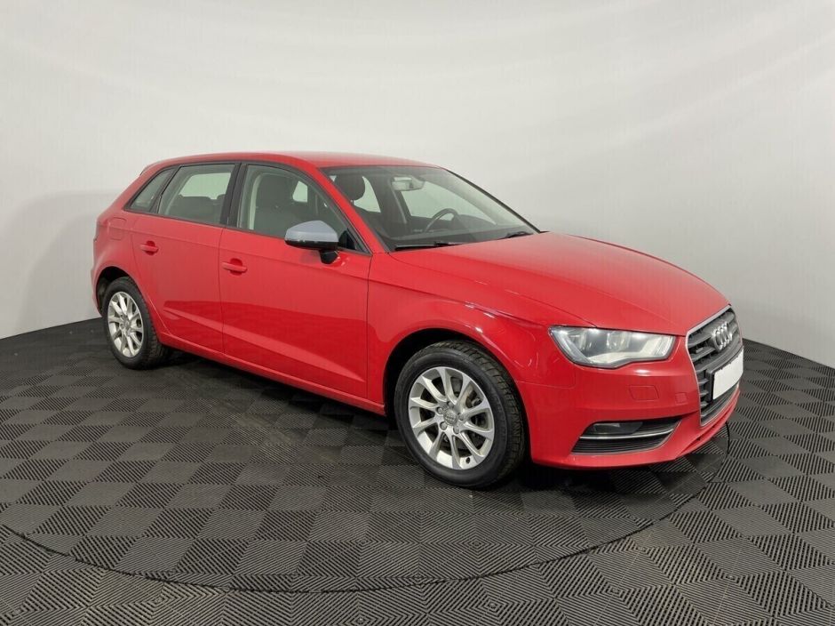 Audi A3, 1.8 л, Робот, 2015 фото 5
