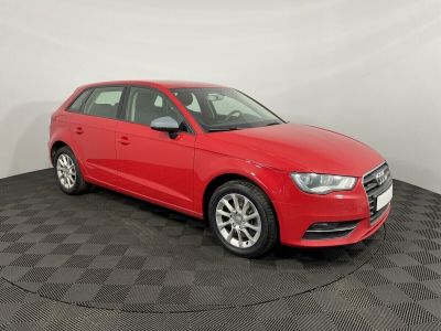 Audi A3, 1.8 л, РКПП, 2015 фото 5